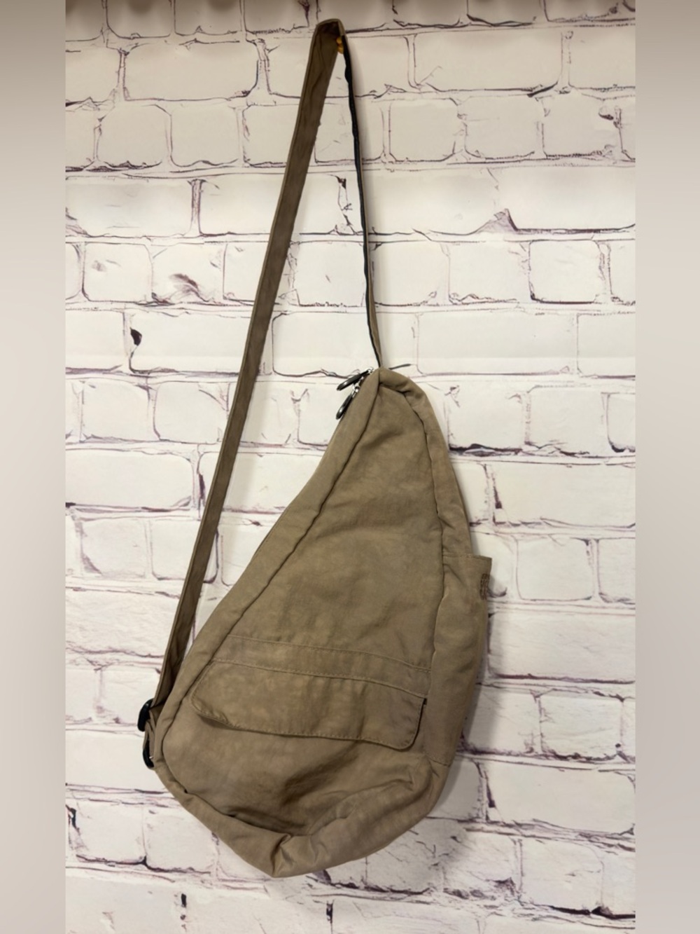 AMERIBAG CLASSIC HEALTHY BACK BAG TOTE  TAN Travel Hiking Athletic Outdoor